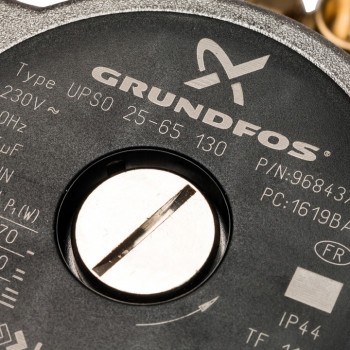 STOUT  Насосно-смесительный узел с термостатическим клапаном; Grundfos UPSO 25-65 130